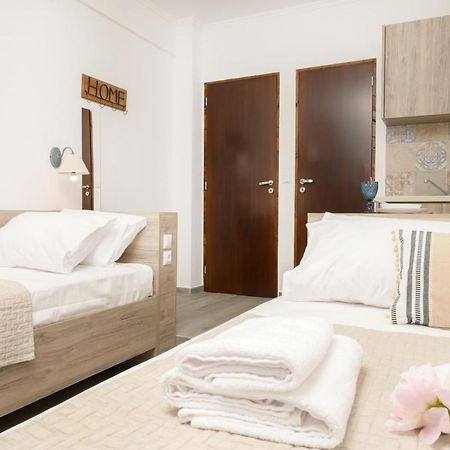 Sand Rooms To Let Nea Roda Zewnętrze zdjęcie