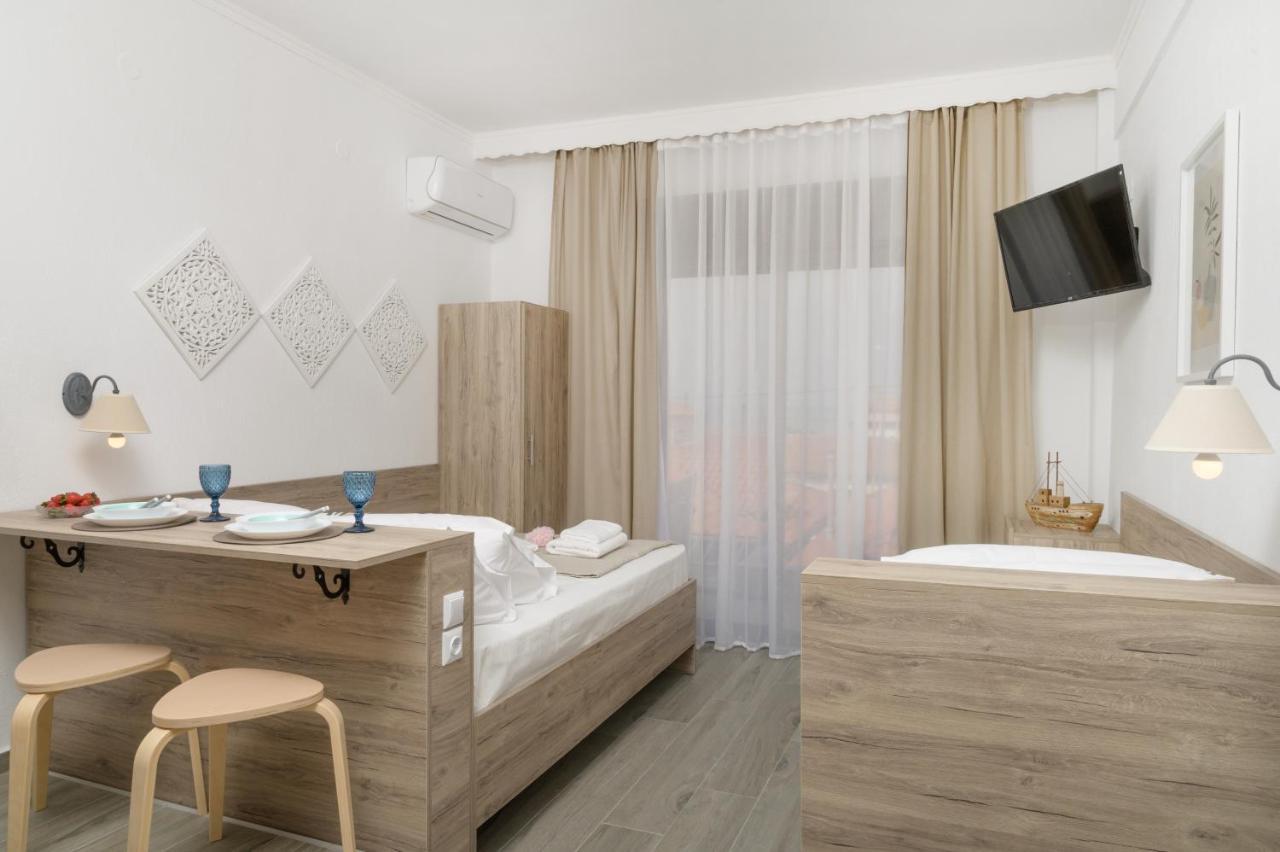 Sand Rooms To Let Nea Roda Zewnętrze zdjęcie